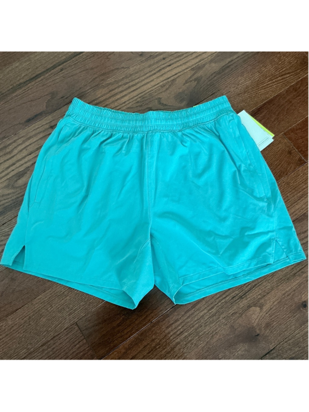 Women's All in Motion 5” Turquoise Green Run Shorts Unlined M